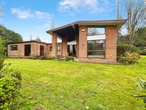 Rear- click for photo gallery